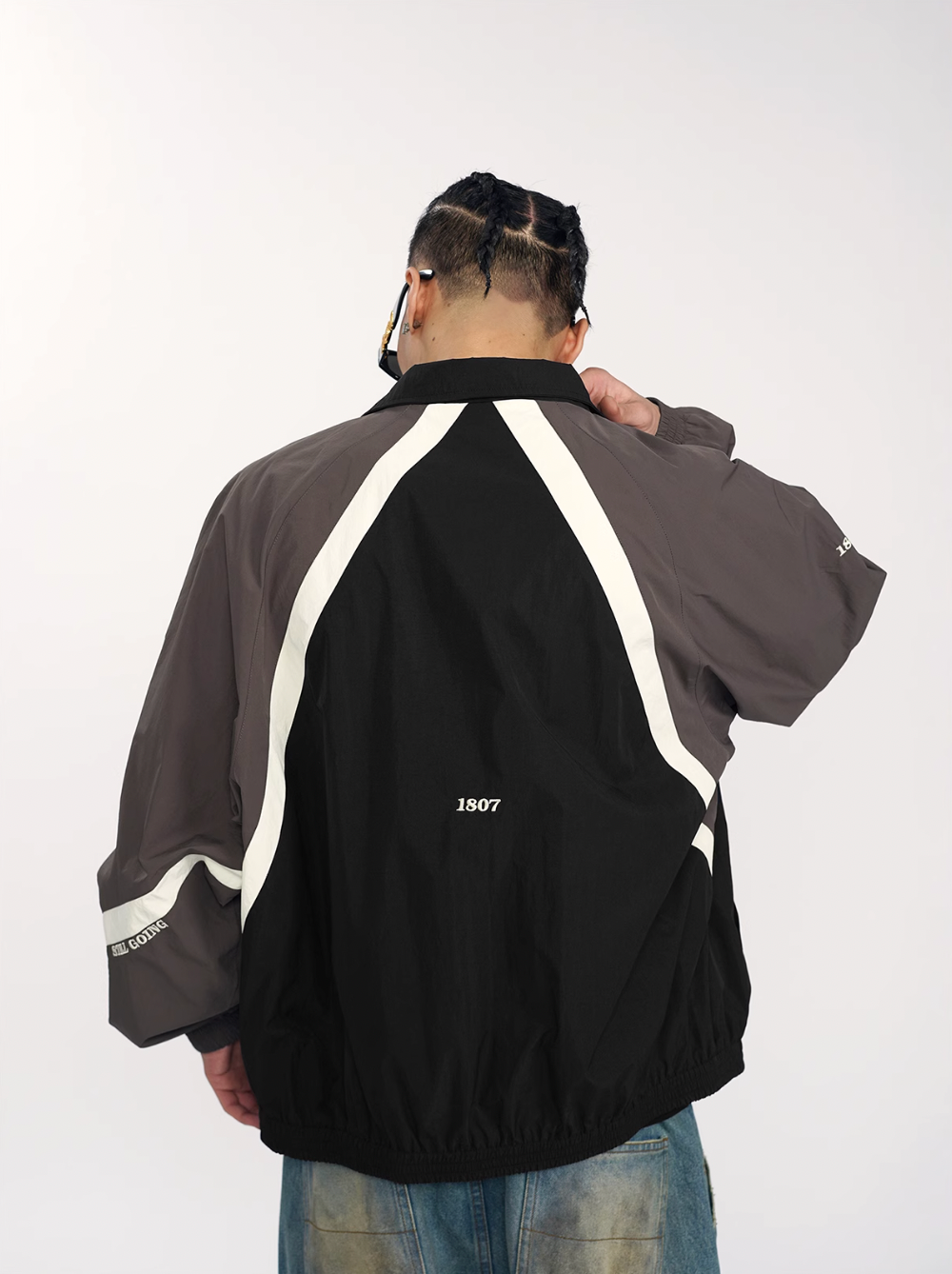 1807 Split Contrast Embroidery Nylon Track Jacket